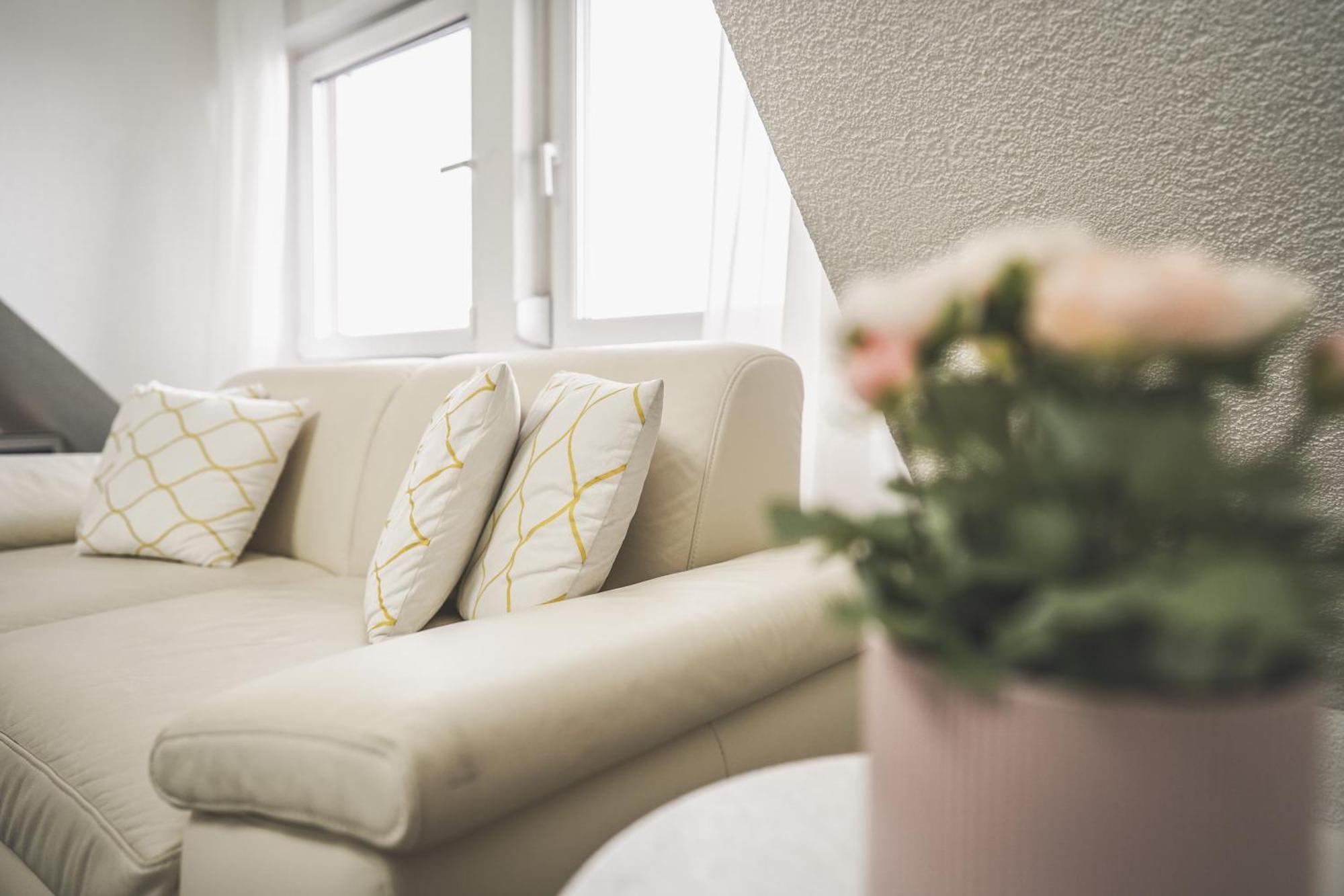 Luxus Maisonette Wohnung Am See, Wehome Premium Sankt Leon-Rot Dış mekan fotoğraf