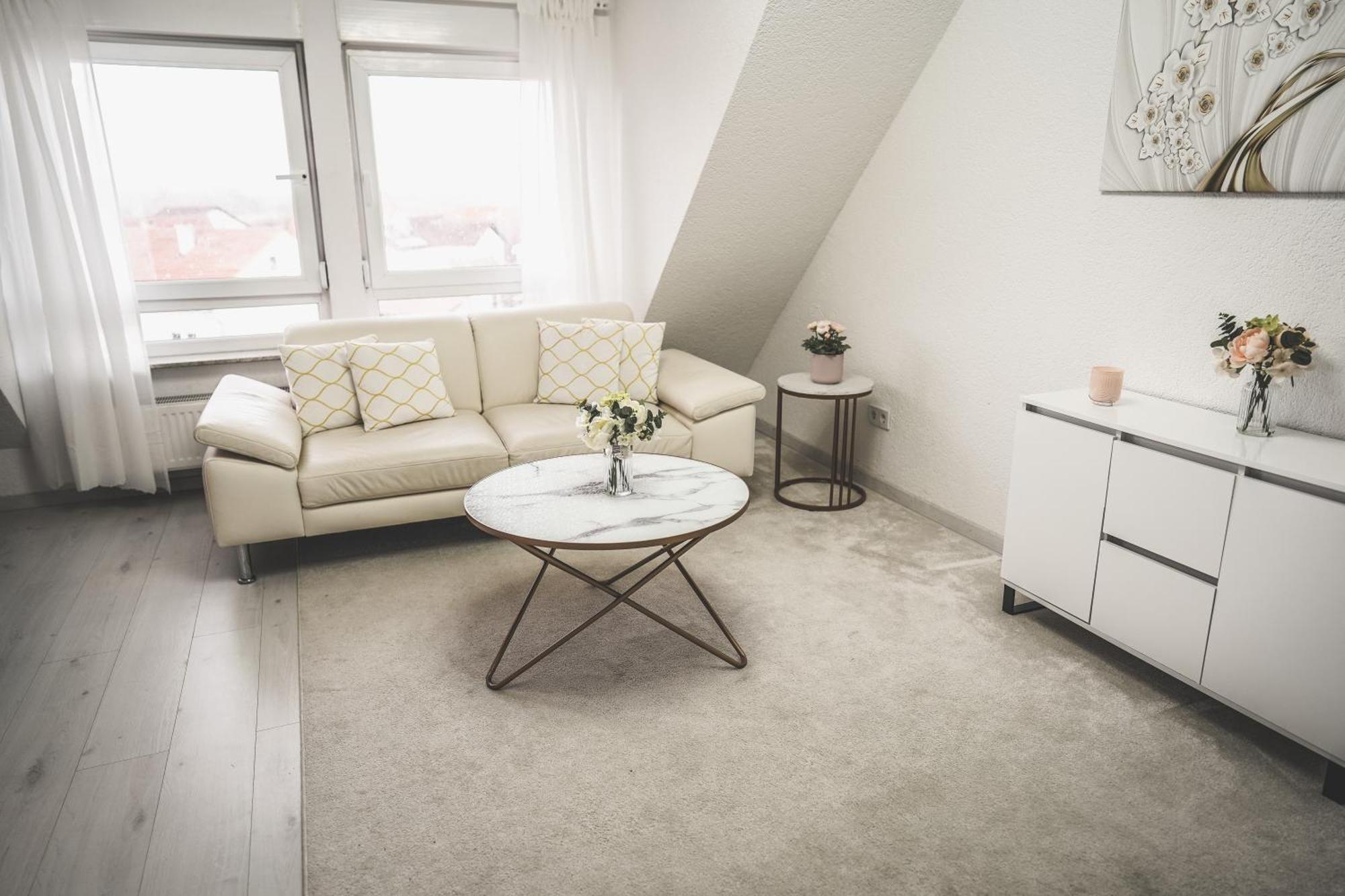 Luxus Maisonette Wohnung Am See, Wehome Premium Sankt Leon-Rot Dış mekan fotoğraf