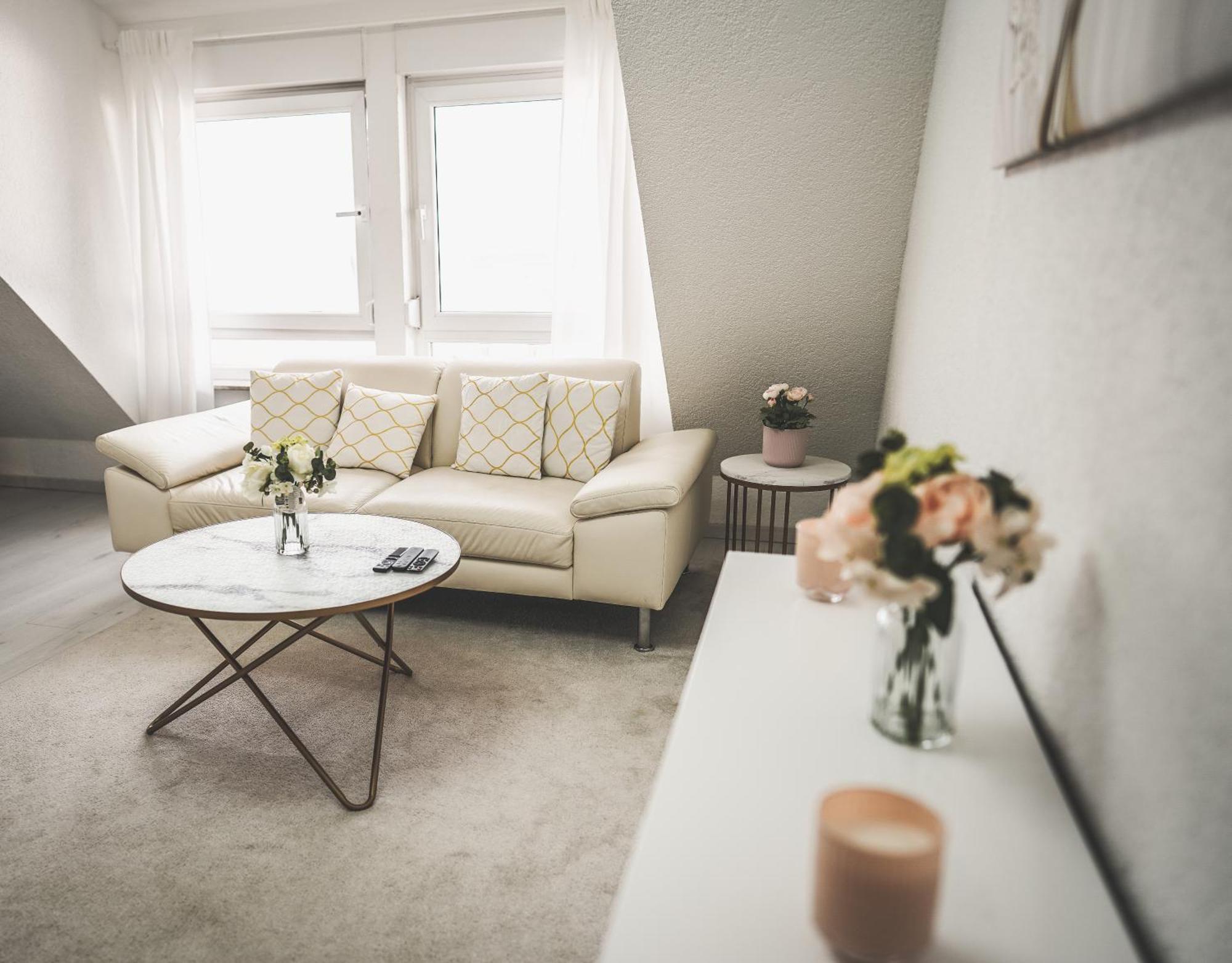 Luxus Maisonette Wohnung Am See, Wehome Premium Sankt Leon-Rot Dış mekan fotoğraf